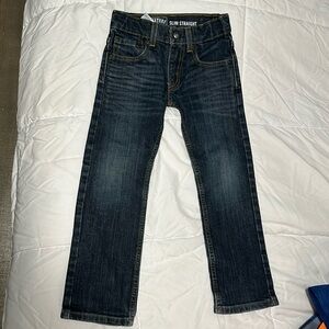 Boys Levi’s straight slim straight jeans.